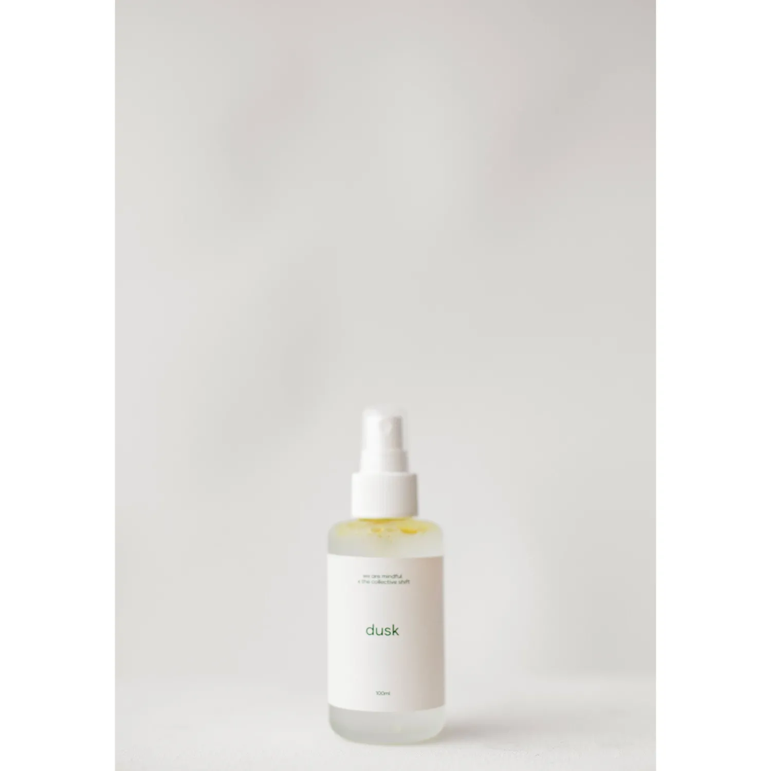 Discount We Are Mindful x The Collective Shift Essential Oil Mist