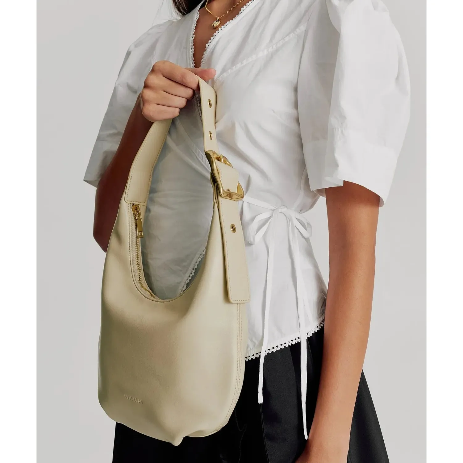 Hot Brie Leon Everyday Croissant Bag - Cashew