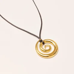 Outlet We Are Emte Swirl Pendant Necklace In Gold